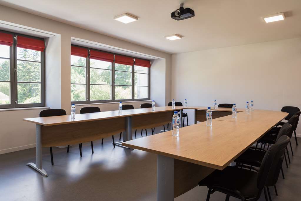 Parc Hotel Pompadour Arnac-Pompadour Facilities photo